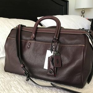 Coach Rogue 36 OXBLOOD color